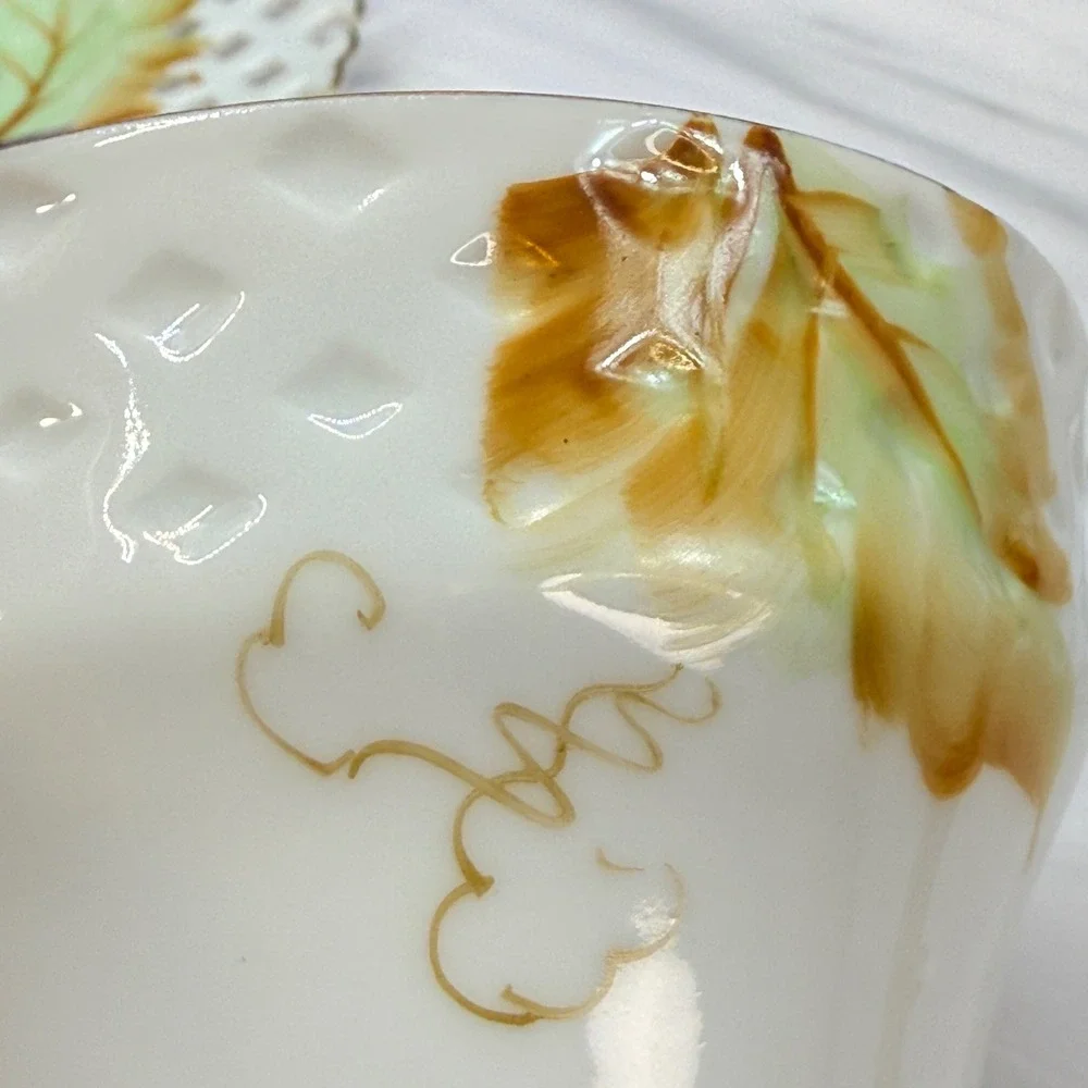 Hand Painted Porcelain Grape Tea Cup and Saucer Set NW-C102A Reticulated Lattice